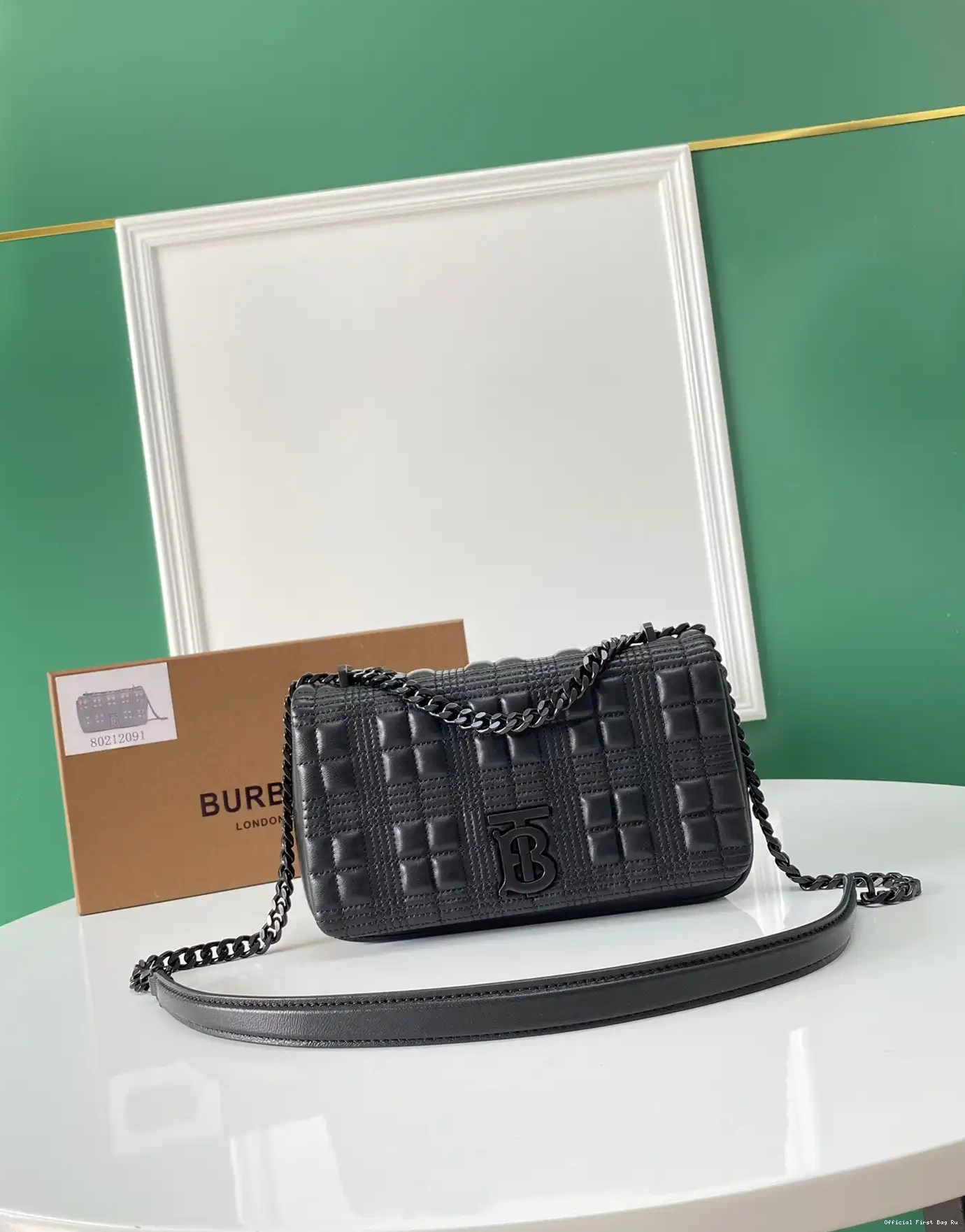 Official First Bag Ru SMALL BURBERRY Lola Bag 0606